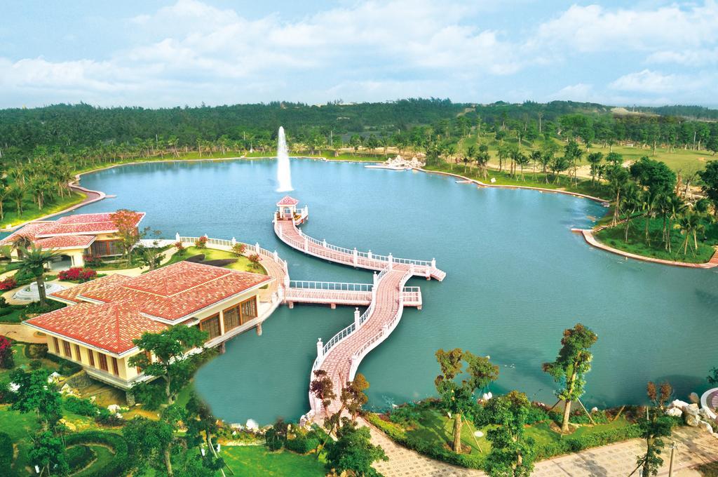 Ramada Hotel & Suites Boao Bo'ao Esterno foto